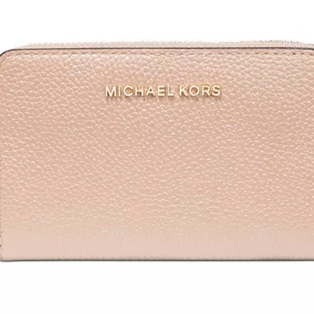 Michael Kors Pink Wallet with Elegant Leather Finish